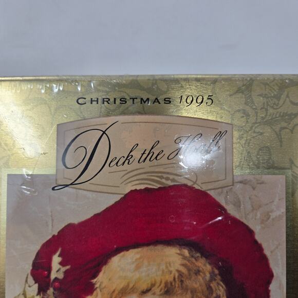 Hallmark Crown Chocolatier Christmas 1995 Chocolate Gold Tin Sealed in Plastic - Picture 5 of 15